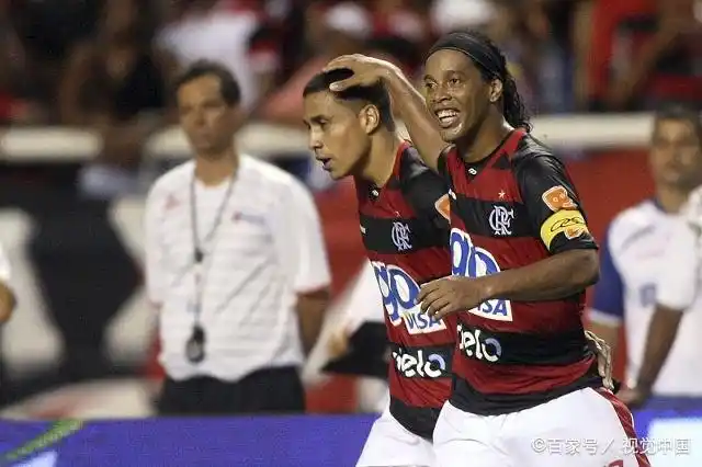 齐统一的配 齐统一的配