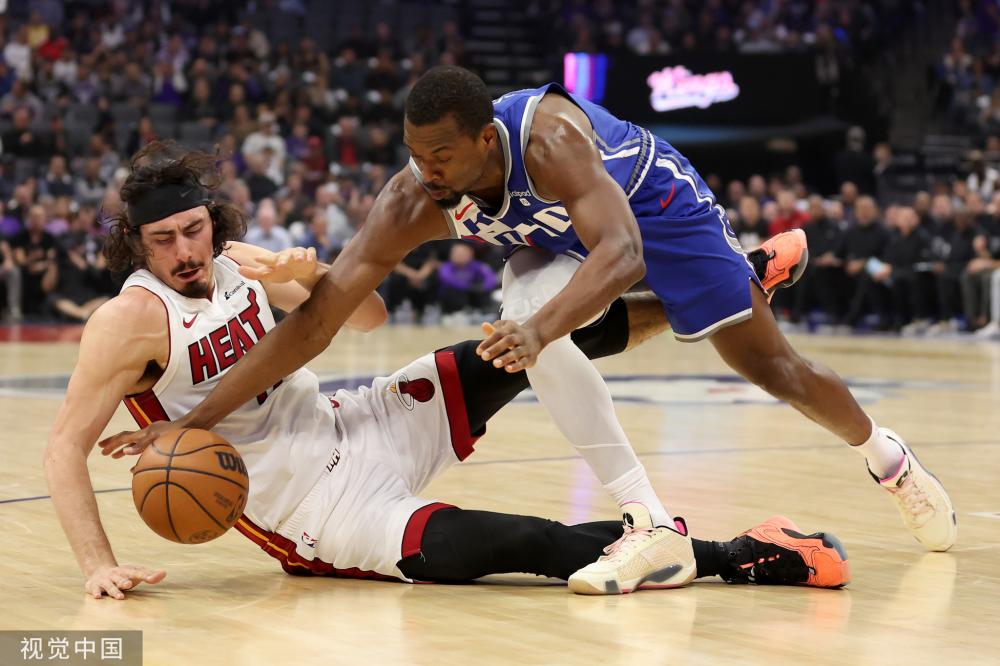 迈出了坚实 迈出了坚实