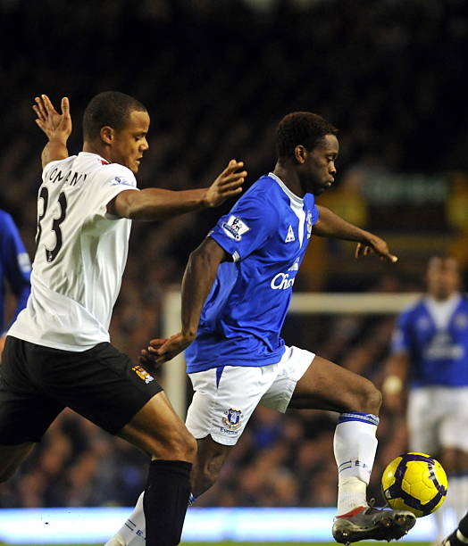 现仍展示了 现仍展示了