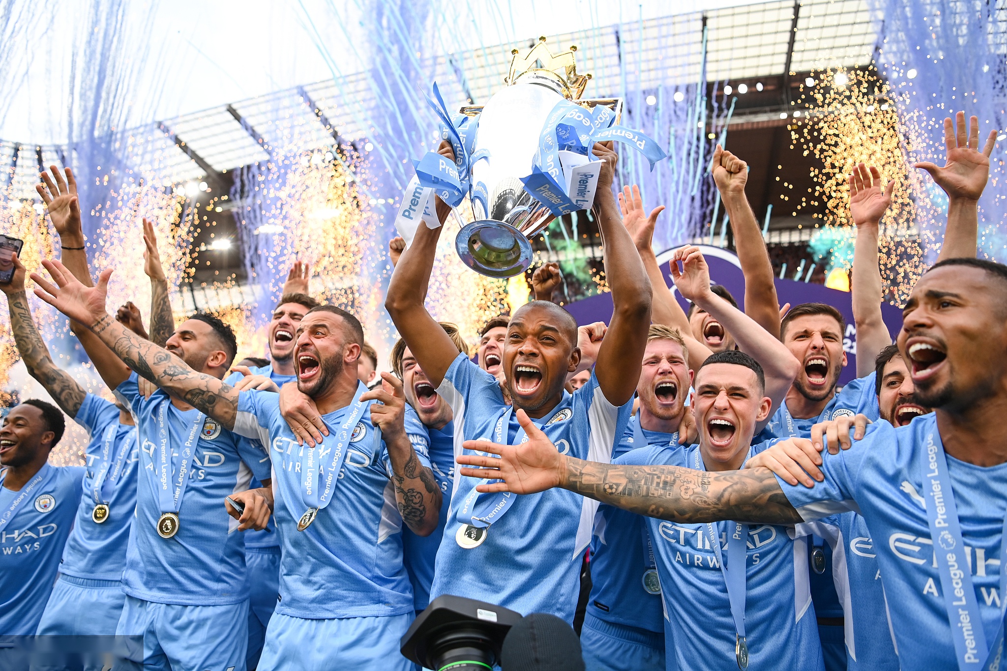 参加四届世 参加四届世